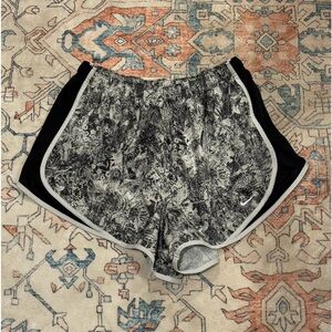 Nike shorts size 1X .. worn twice!